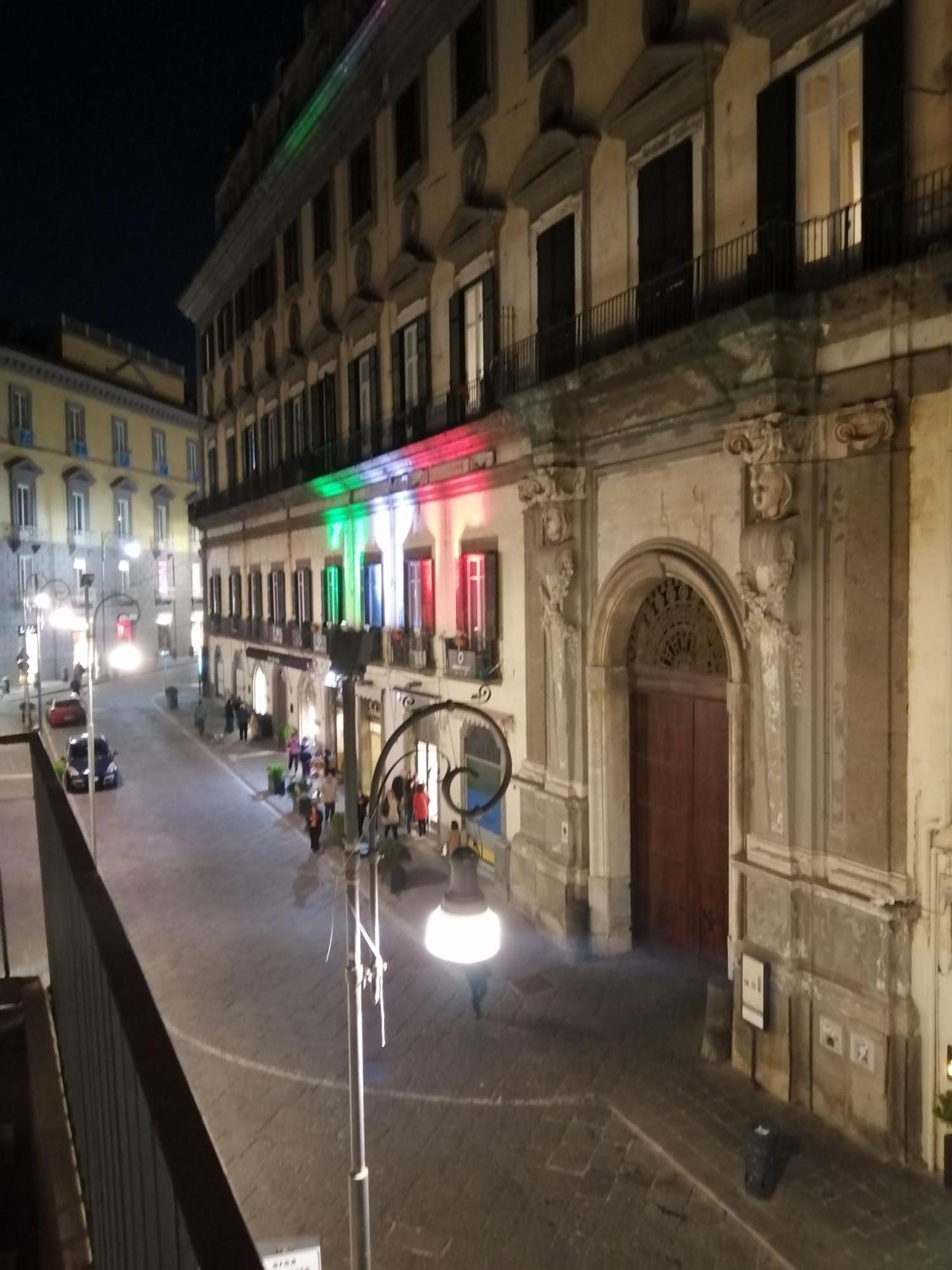 B&B Palazzo Satriano Napoli Cameră foto